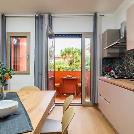 5' From The Sea, Elegant With Wi-fi And Ac Apartamento