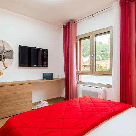 5' From The Sea, Elegant With Wi-fi And Ac * Cagliari