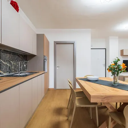 5' From The Sea, Elegant With Wi-fi And Ac Apartamento