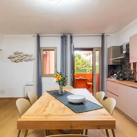 5' From The Sea, Elegant With Wi-fi And Ac Apartamento *